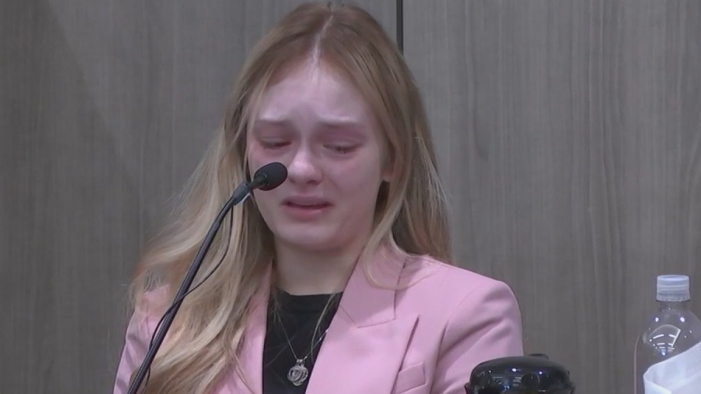 Maya Kowalski returns to the stand